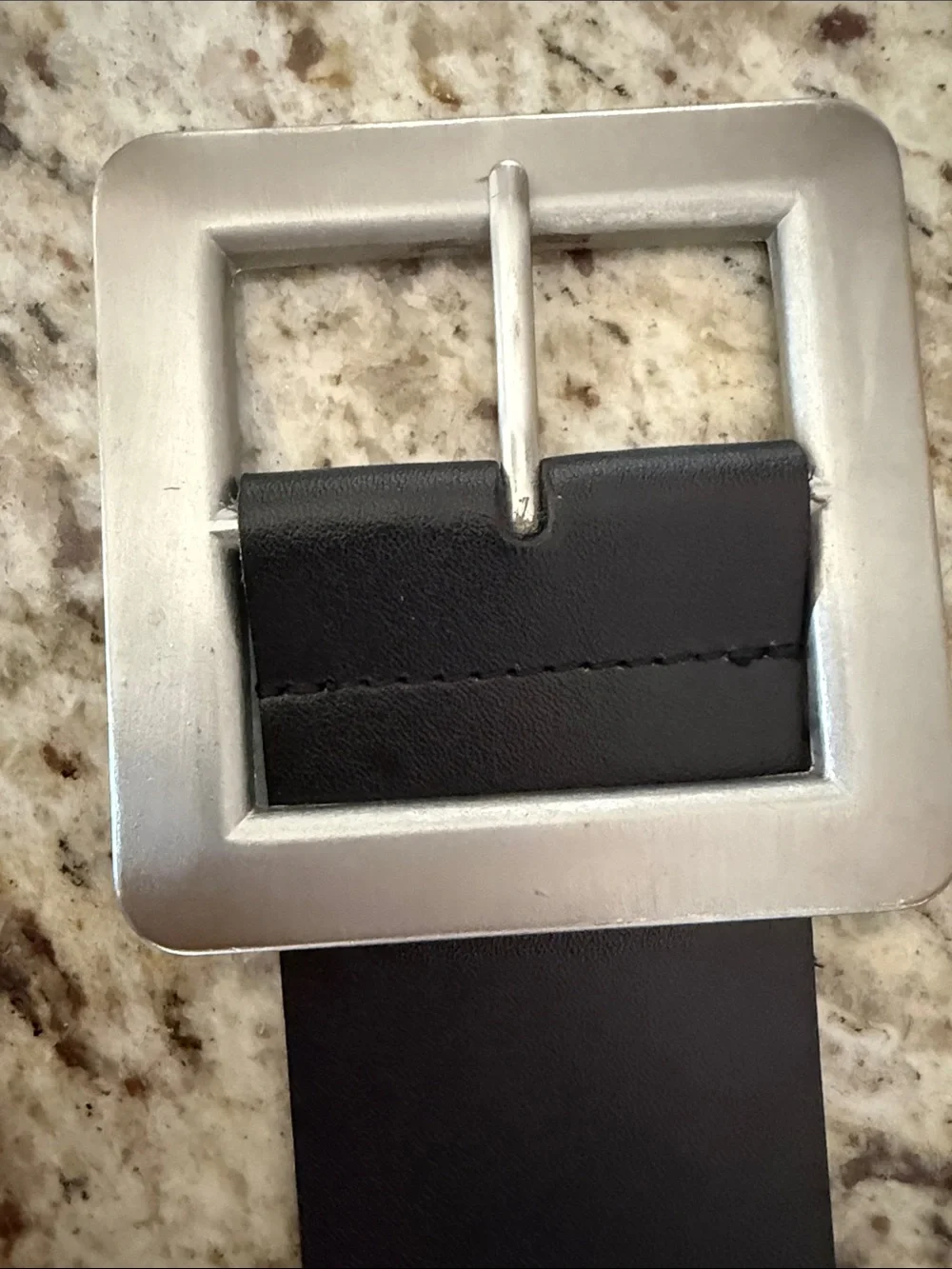 Urban Outfitters Black Leather Belt w/pMetal Tone Grommets & Buckle Sz M/L